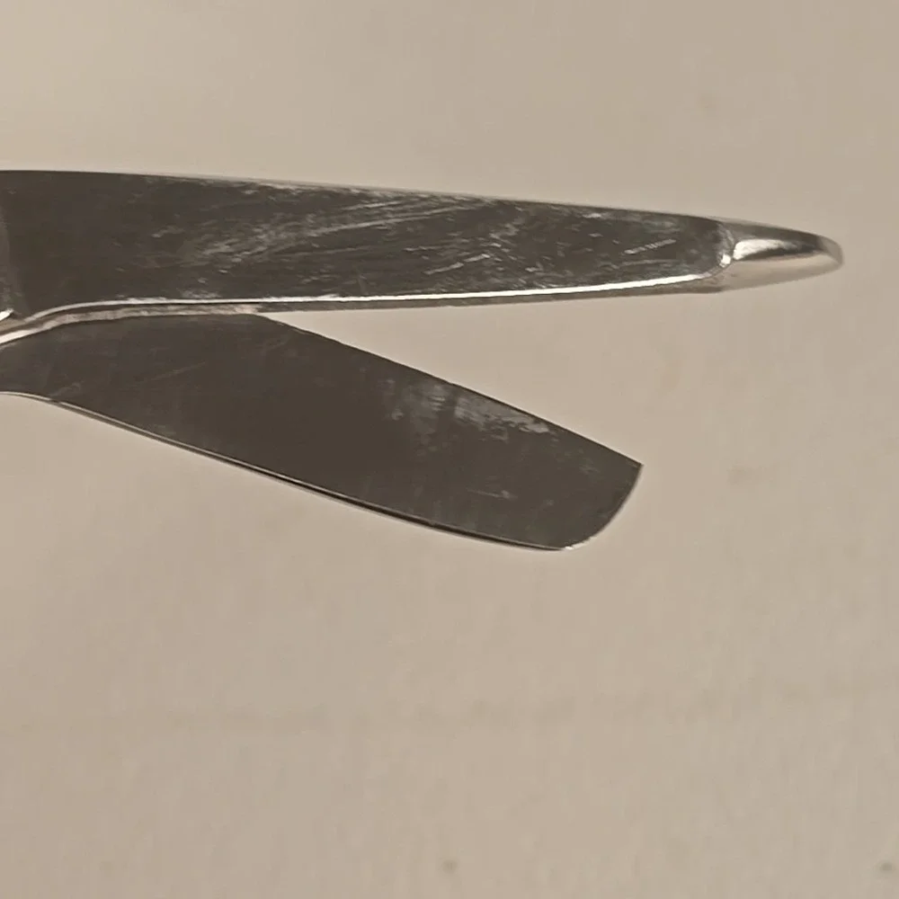 Stainless Steel Bandage Scissors 5-1/2